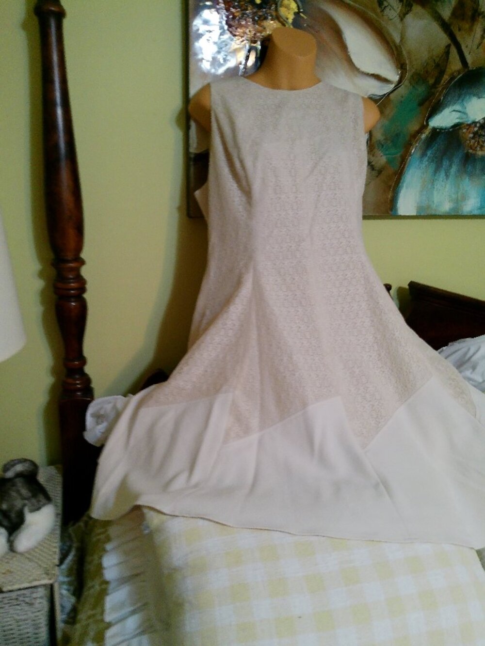ANN KLEIN BEIGE LACE DRESS GREAT SHAPE SIZE 14